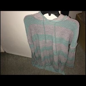 Long sleeve knitted sweater Hoodie -Medium